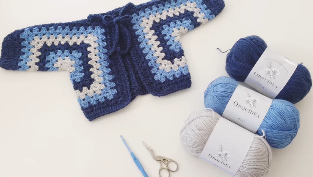 Sweater de Bebé tipo Granny tejido a Crochet